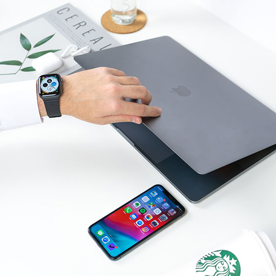 daniel-korpai-CCyTGxR3J9M-unsplash3